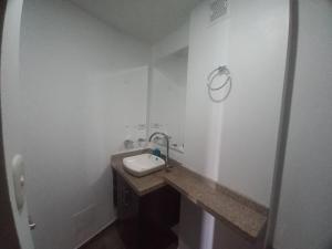 Oasis Central Hermosa Vista