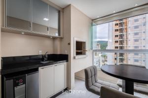 Apto 2Q c Churrasqueira 800m da Praia CBA0902