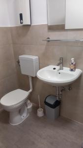 Neumühles Apartment Duisburg, großes TV, Wlan, Kaffeemaschine & Erdgeschoss