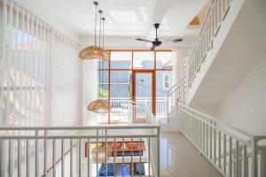 OG Cove - Modern & Central Pool Villa - Sleeps 7