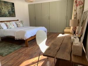 The Old Mill Cottagein the heart of Devon