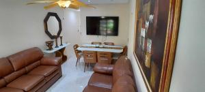 Apto completo 2 quartos garagem Jardim Amália VR RJ