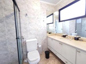 Cobertura - Piscina - Churrasqueira - 300 Metros da Praia