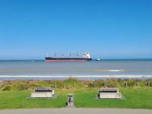 Beach life - Easy going - 吉斯伯恩