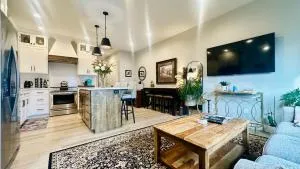 Luxury Comfort Near Downtown - Idaho Falls