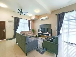 Premium Homestay - Tol Taiping - Kampong Melayu Changkat Larah