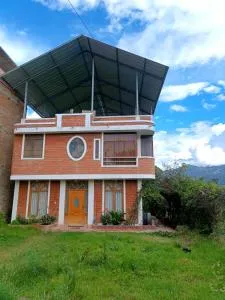 Hospedaje LLIKU WASI - Huata