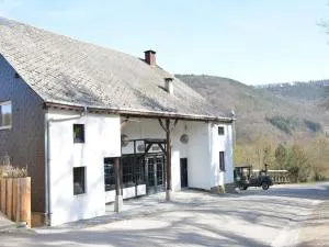 Lake-view apartment with sauna, hot tub - La Gleize