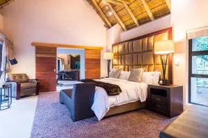 AM Lodge - Hoedspruit - Mbabat