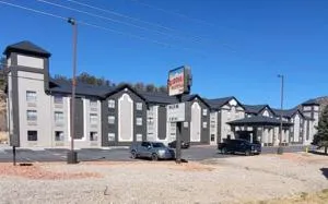 鲁伊多索山酒店 - 鲁伊多索