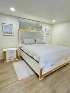 Stylish 2B2B Apartment - 格伦代尔