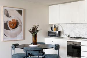 Crown Street Apartments by Urban Rest