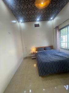 Huong Anh Home &Massage