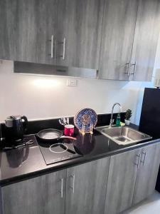 UNISTAY Coast Res R19 w Bal Sunset Vw Worldtrade