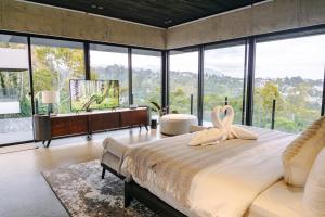 Amulya Luxury Villa, Dago - 4BR Heated Infinity Pool