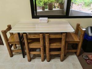 Jakes Coron Lodging Home