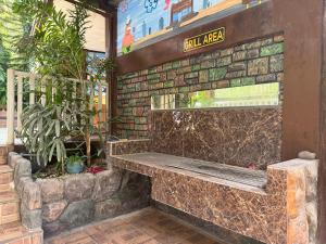 Nazarene Apartelle -R3