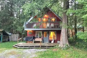 Mt Baker Rim Cabin 63 - Traditional ski chalet Pet friendly Free Wi-Fi - Deming