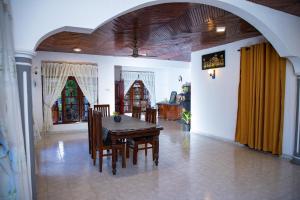 Kuma House Hiriketiya