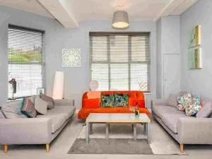 Cohost Partners Spacious 3 Bed Retreat Cardiff - Llancarfan