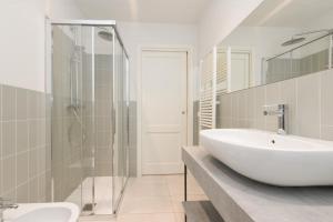 Living Salò 13 - Lago e Duomo a pochi passi