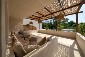 Mayiki Boutique Hotel