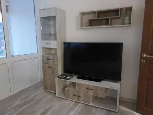 Balkan Tower Deluxe Candy - Vlaychovtsi