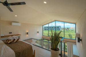 Villa Ayo 1 - Beautiful Brand New 2BR Villa, Steps to the beach