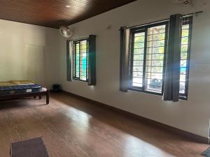 ROCK & CAVE- Blend of nature , adventure & comfort!!