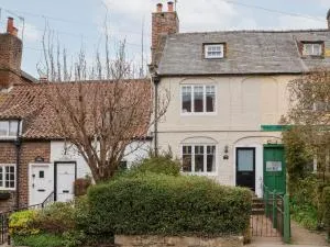 Field View - Ruswarp