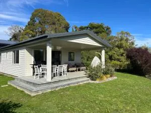 Honey Cottage - a cosy cottage in idyllic Tasman Region - Mapua