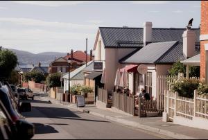 Georgian built Battery Point cottage
