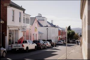 Georgian built Battery Point cottage