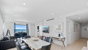 Soul Surfers Paradise - Gclr