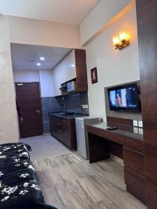 skyview stay Relaxing stay near Expomart Greator Noida