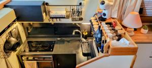 Bateaux BATEAU STANDING A QUAI tout confort : photos des chambres