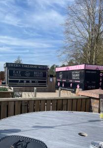 5 the green,lilliardsedge holiday park
