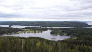 Spacious & Cozy 2BR Cabin at Riihivuori Peak