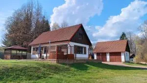 Domov na horách - Krkonoše - krb, velká zahrada, dětské hřiště - Přívlaka