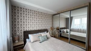 E D Arena View Apartment