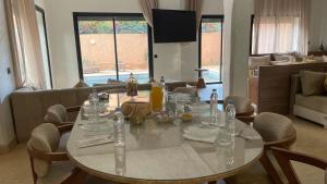 Chambre villa, jardin & piscine