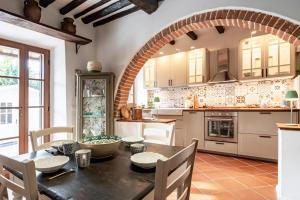 GuestHost - La Casa delle Cinque Lune - Quiet Escape