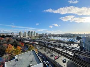 Condo Downtown Vancouver - Near Rogers Arena & BC Place w Parking