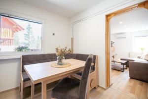 Apartment By The Forest