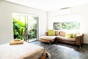 Escape to the view - stunning view and luxurious