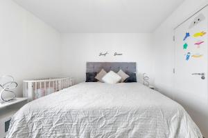 Spacious Modern 2BR Apartment in the Heart of London