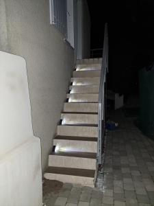 Studio cosy indépendant et détaché dans une villa avec parking gratuit