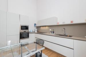 La Dimora degli Artisti - Elegante appartamento con parcheggio privato