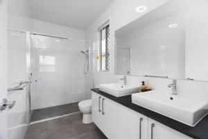 Brisbane Family House with Ensuite&Centralised AC