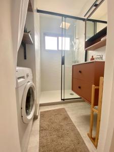 LE BOUCANET - APPARTEMENT CLIMATISÉ ENTIEREMENT RÉNOVÉ POUR 4 PERSONNES AVEC PARKING PRIVATIF